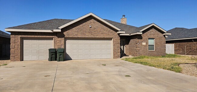 Building Photo - Beautiful, Three bedroom, two bath home, a...