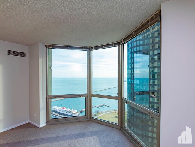 Building Photo - 195 N Harbor Dr