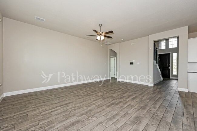 Foto del edificio - 838 Poppie Ln