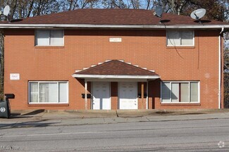 Building Photo - 2803 Sunset Blvd