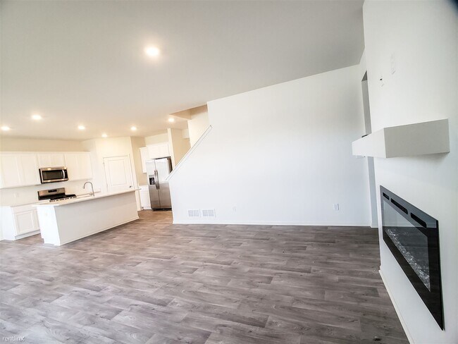 Foto del edificio - 4 br, 2.5 bath House - 7580 West 105th Place