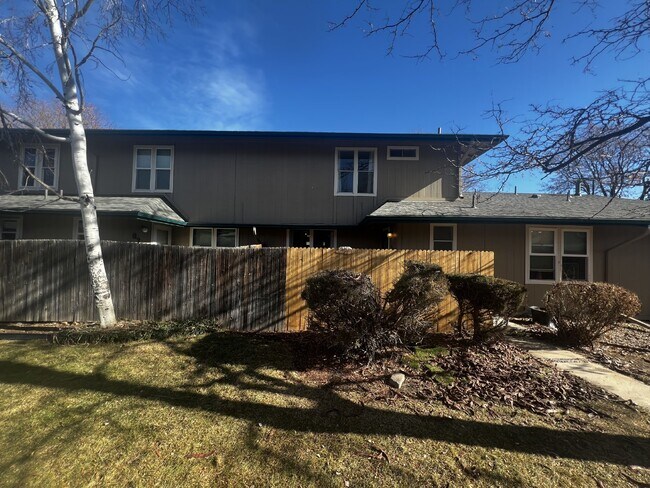 Building Photo - Modern 3-Bedroom Townhouse with Finished B...