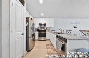 Foto del edificio - 4518 Meadowland Pl