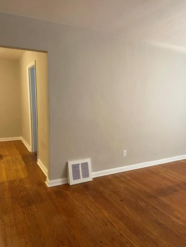 Building Photo - 419 Millman Dr