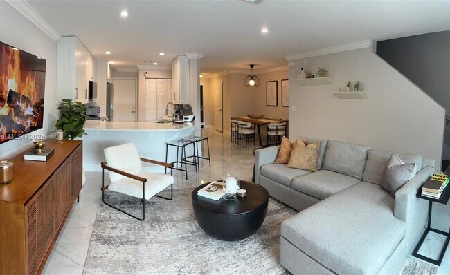 Foto del edificio - 16207 Sierra Palms Dr