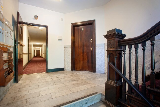 Foto del edificio - Walnut Street Apartments