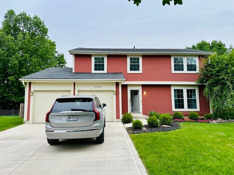 Foto principal - 2008 Edmunds Ct