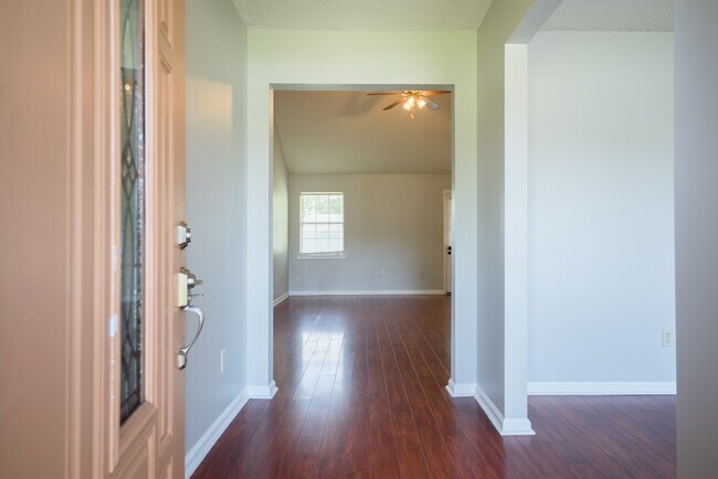 Building Photo - 86 Retriever Way