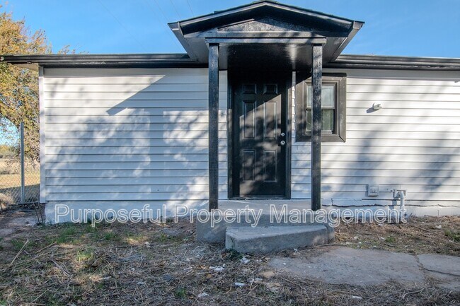 Building Photo - 1245 SW 19th St