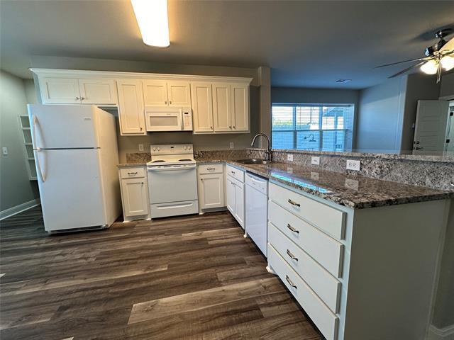 Foto principal - 311 S Locust St