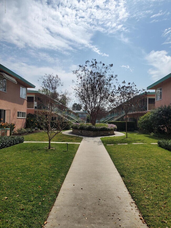 1000 San Pasqual St Unit 31, Pasadena, CA 91106 Condo for Rent in