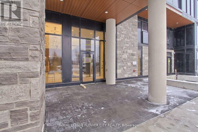 Building Photo - 1035 Southdown Rd