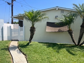 Building Photo - 33 Twilight St