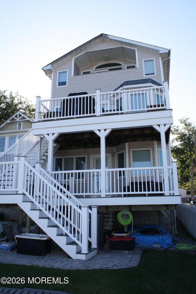 Building Photo - 42 Oceanview Ave