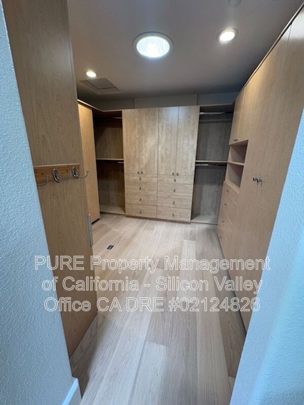 Foto del edificio - 1411 Floyd Ave