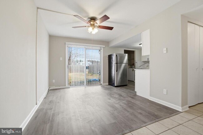 Foto del edificio - 33 Milstone Ct