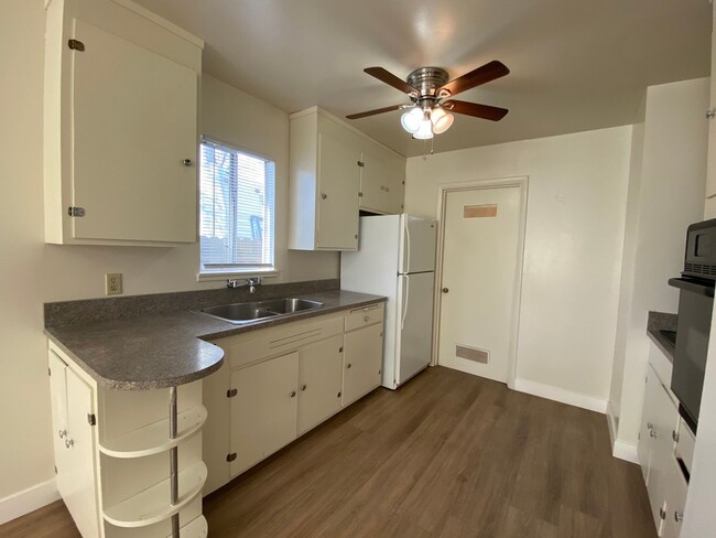 Foto del edificio - AVAILABLE NOW !!! NORTH VACAVILLE - E. MON...