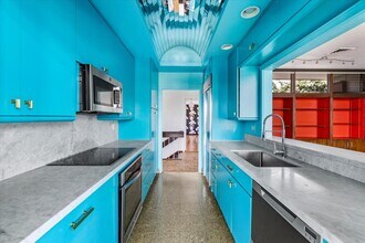 Building Photo - 1310 Harbor View Dr