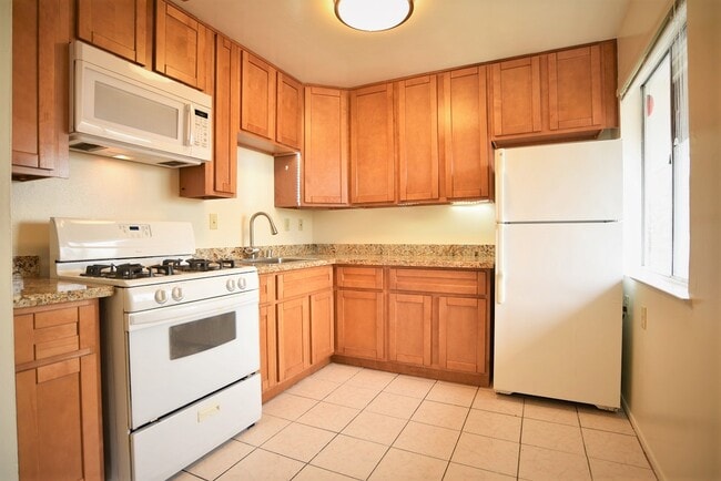 Building Photo - 274 40th Street Way