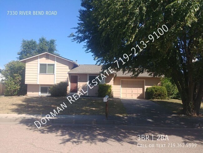 Building Photo - Tri level in Widefield
