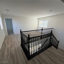 Building Photo - 6842 Feral Dove St