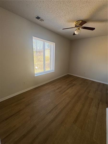Building Photo - 3256 Covington Dr