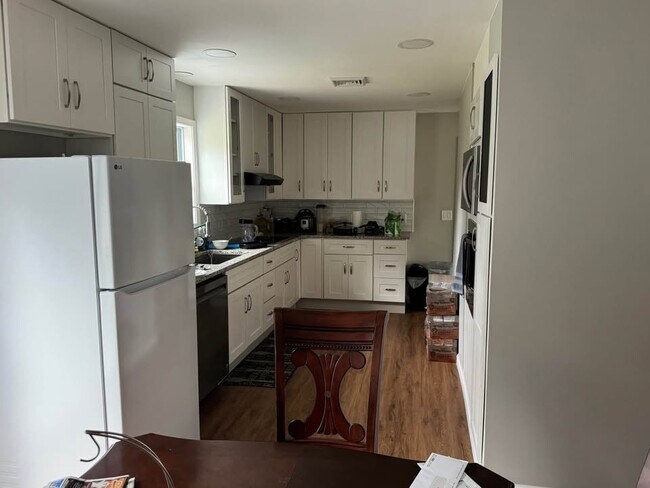 Foto del edificio - 6023 William Dr