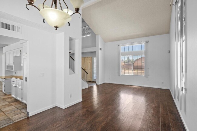 Foto del edificio - 14710 Ponderosa Ranch Rd