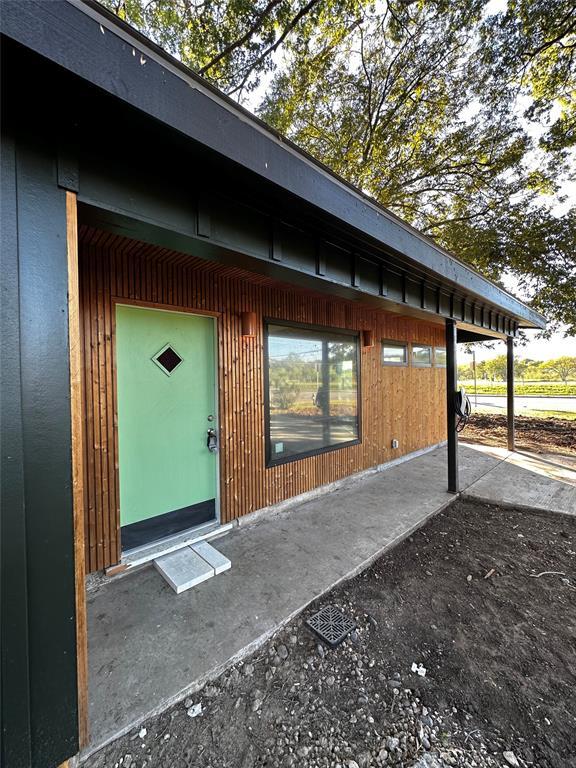 Building Photo - 3201 Bengston St