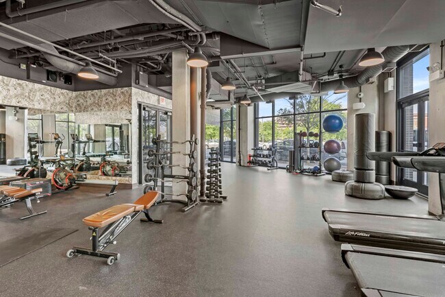 Foto del edificio - 1400 S Blue Island Ave