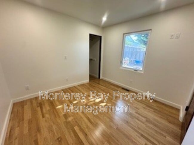Foto del edificio - 1764 Harding St