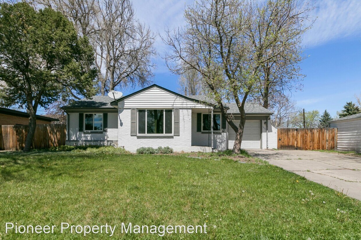 Primary Photo - 2 br, 1.5 bath House - 7455 W 18th Avenue