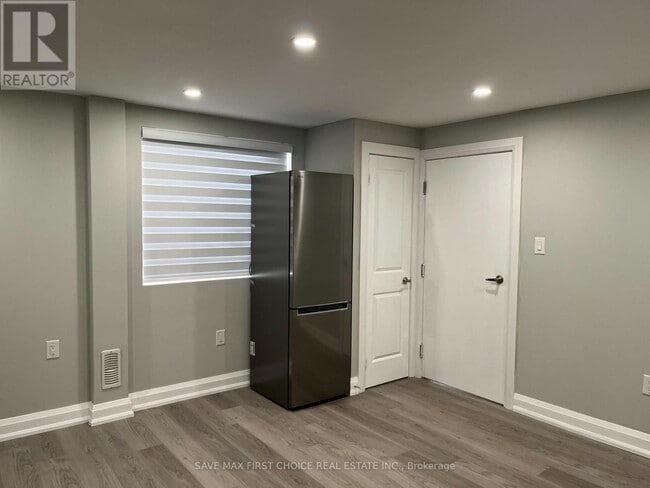 Building Photo - 1195 McEachern Ct