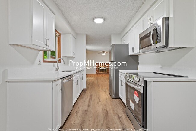 Foto del edificio - 5870 SW 192nd Ave
