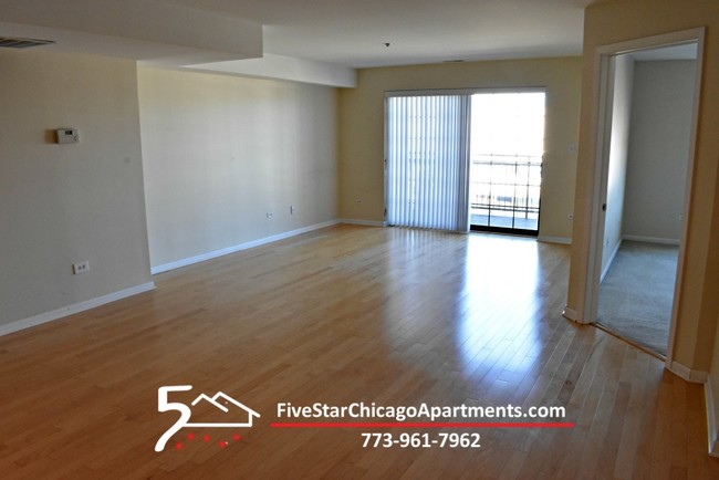 Building Photo - 8255 Skokie Blvd