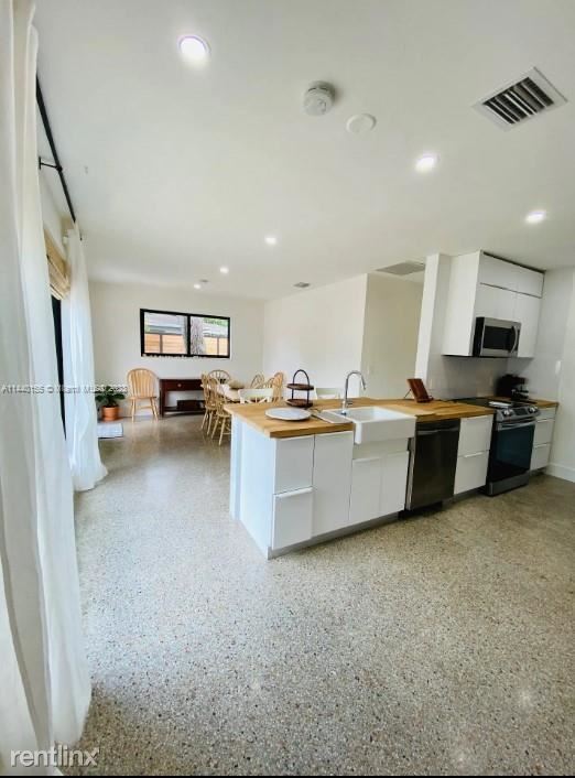 Building Photo - 3 br, 2 bath House - 4030 SW 33rd St