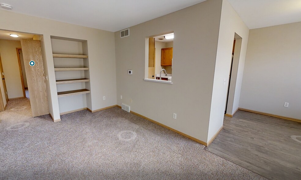 Glacier Hills Apartments