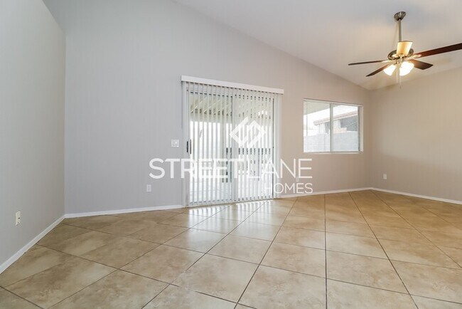 Foto del edificio - REDUCED!