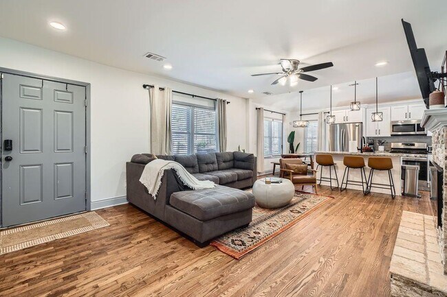 Foto del edificio - 1746 Hadlock St SW