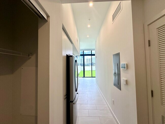 Foto del edificio - 1936 NW 2nd Ct