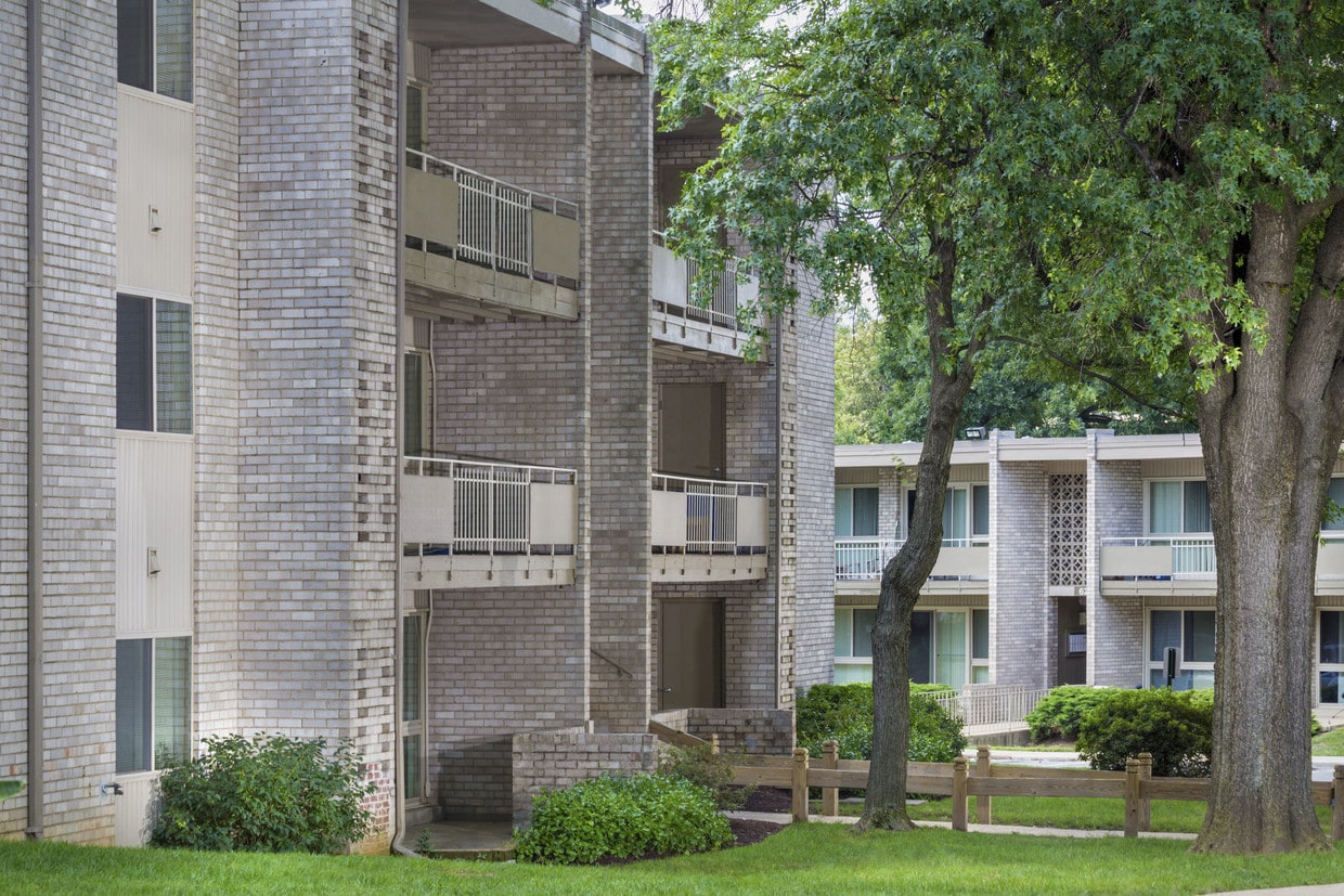 Riverside Plaza Apartments Apartments 6257 Oxon Hill Rd Oxon Hill, MD