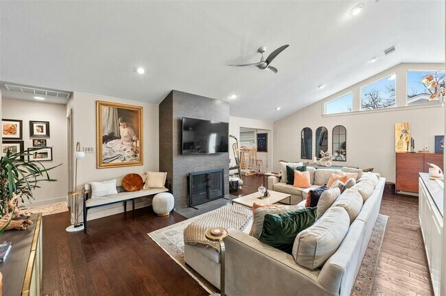 Foto del edificio - 2802 Warren St