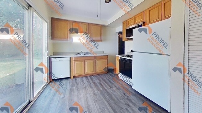 Foto del edificio - 2065 Alanson St