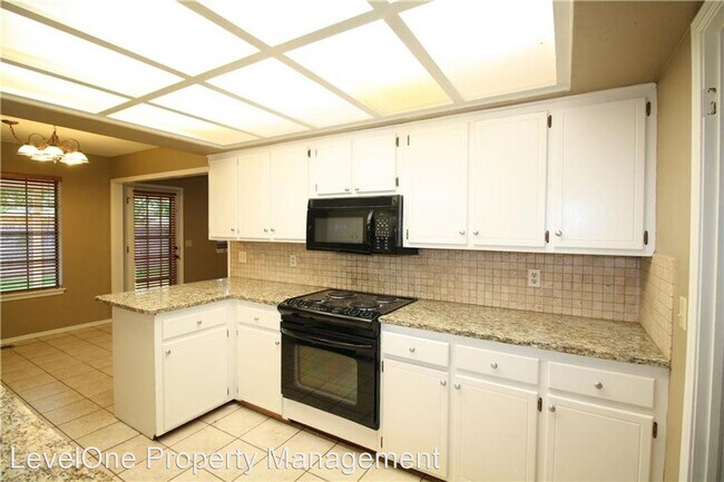 Building Photo - 3 br, 2 bath House - 2113 Vanishing Trail