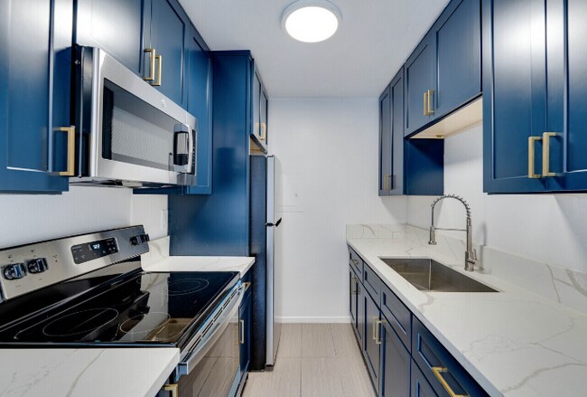 Foto del edificio - 1757 N Orange Dr Los Angeles, CA 90028