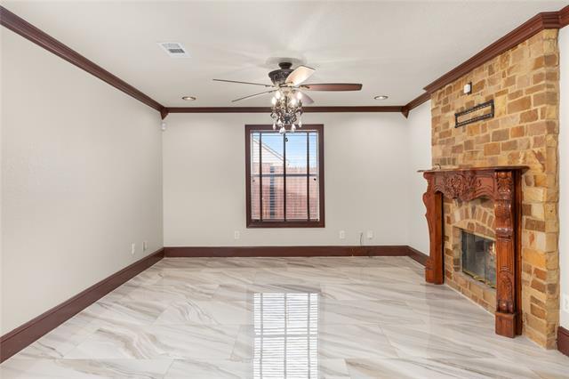 Foto del edificio - 8824 Quarry Cir