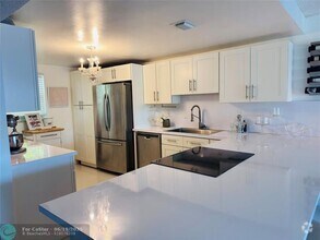 Building Photo - 2850 Forest Hills Blvd