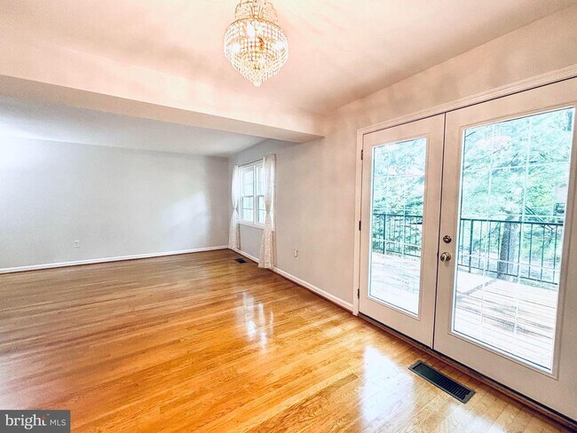 Foto del edificio - 11741 N Shore Dr