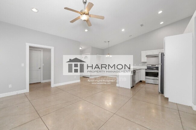 Foto del edificio - 5326 N Hillside St