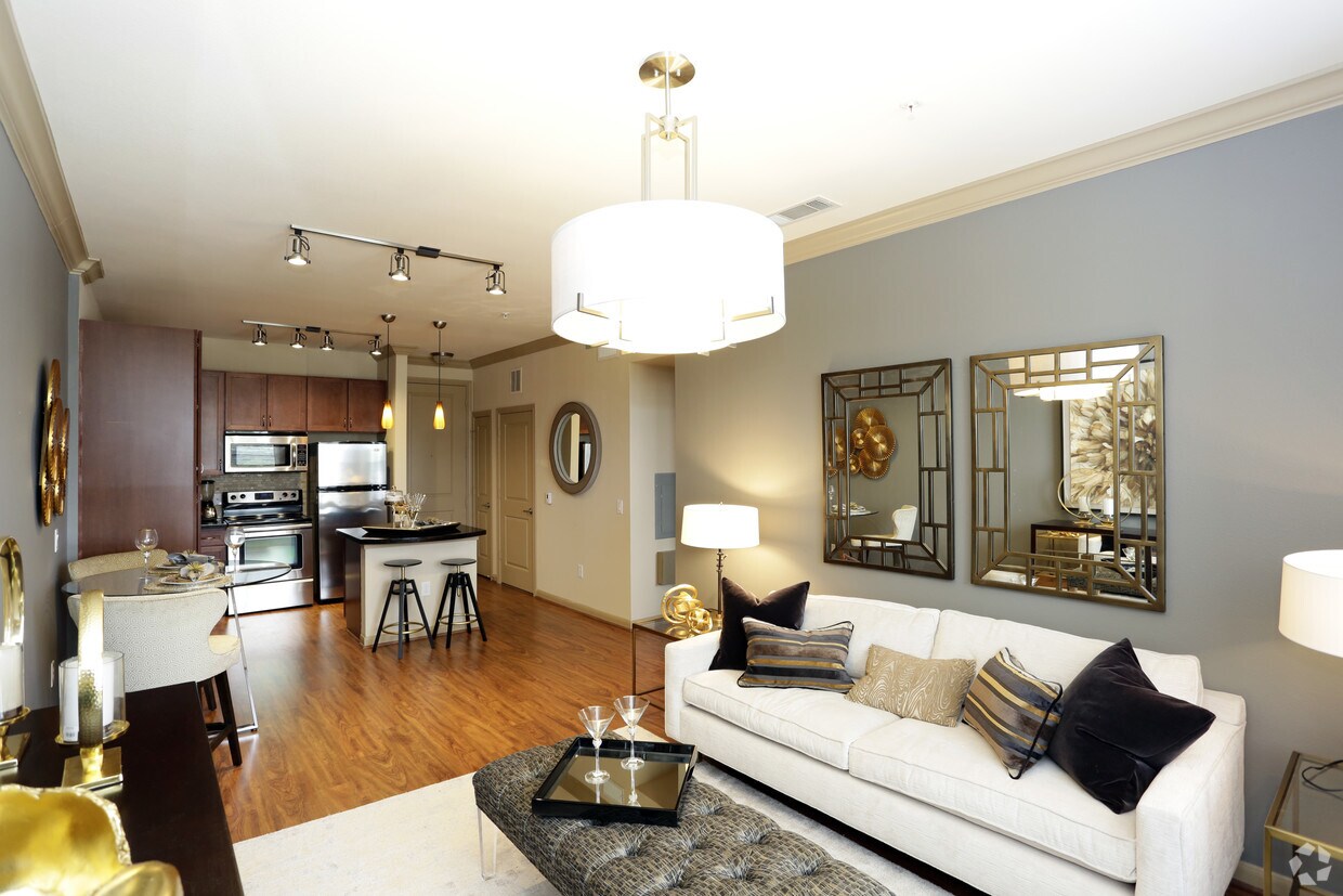 Forum on San Felipe Apartments 6363 San Felipe St Houston, TX